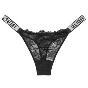 ❗️New❗️never worn Victoria’s Secret shine strap thong panty